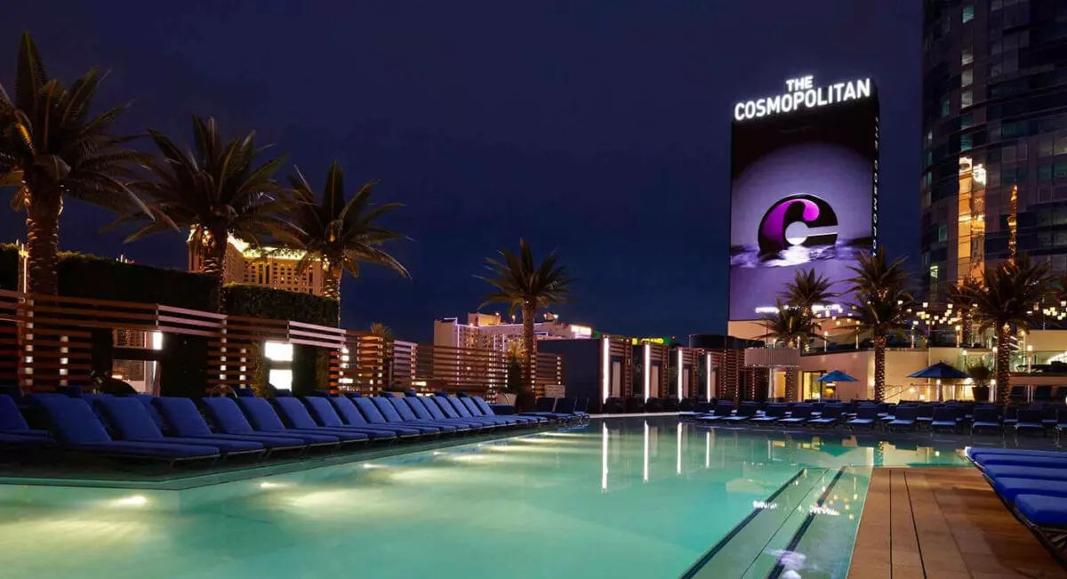 Boulevard Pool at The Cosmopolitan con Mundoregio Viajes
